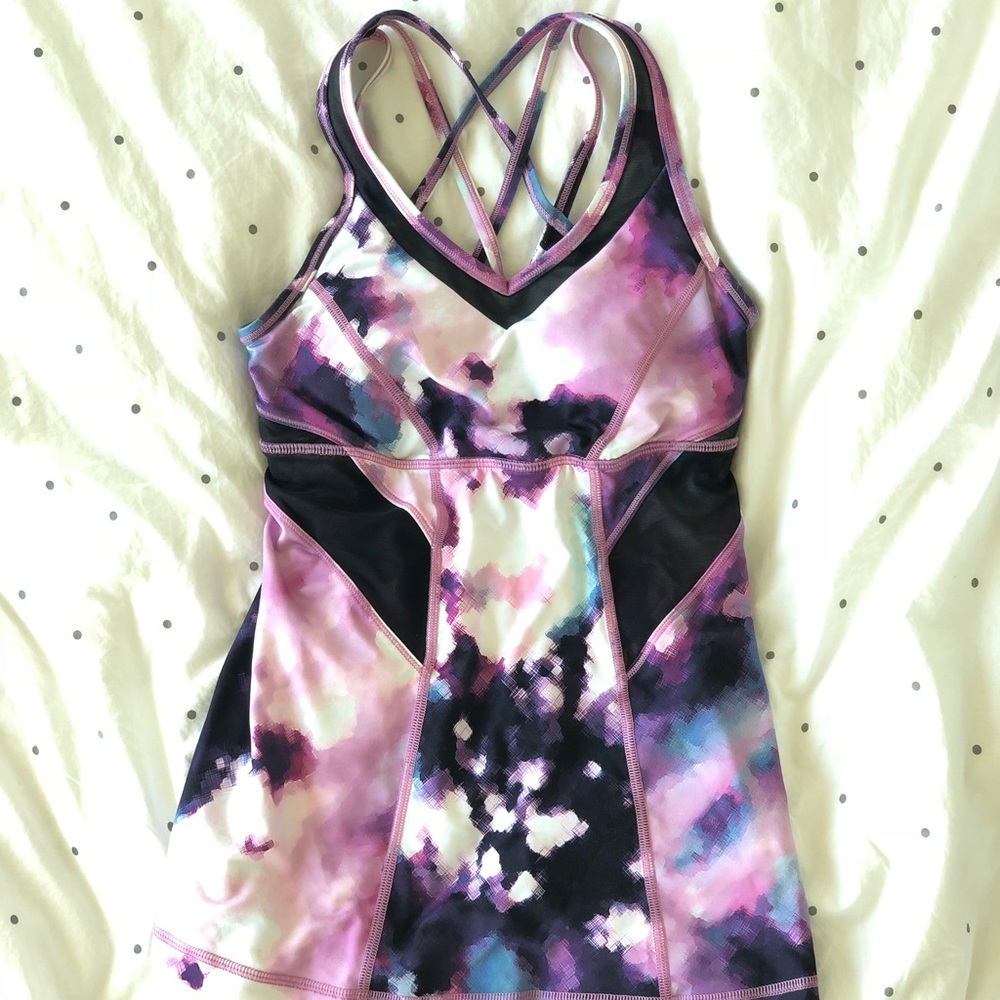Lululemon sports tank